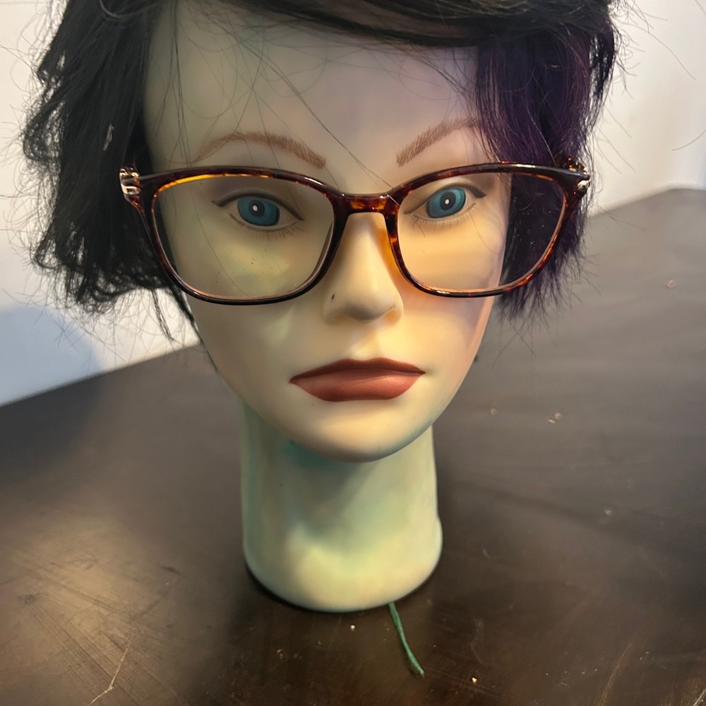 Tortoiseshell Eyeglass Frames - Classic Style cle… - image 1